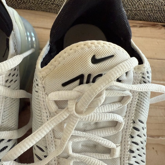 Nike Air Max White and Black Sneakers - Picture 2 of 8